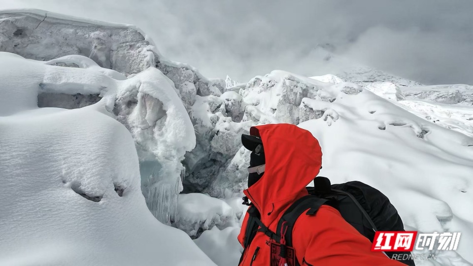峰全力攀登, 登过程中 峰全力攀登, 登过程中