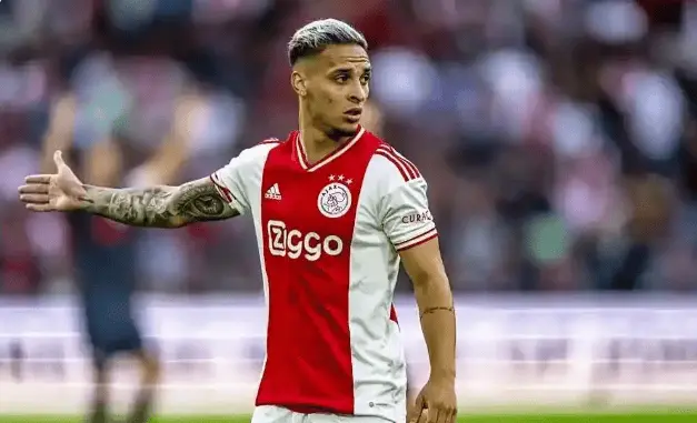 梅开二度救, 安东尼终于 梅开二度救, 安东尼终于